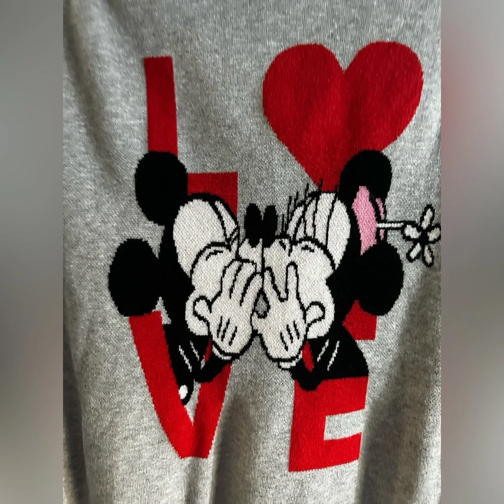 Marks & Spencer Disney’s Mickey & Minnie LOVE crewneck sweater size XS knit NWOT - Picture 7 of 10